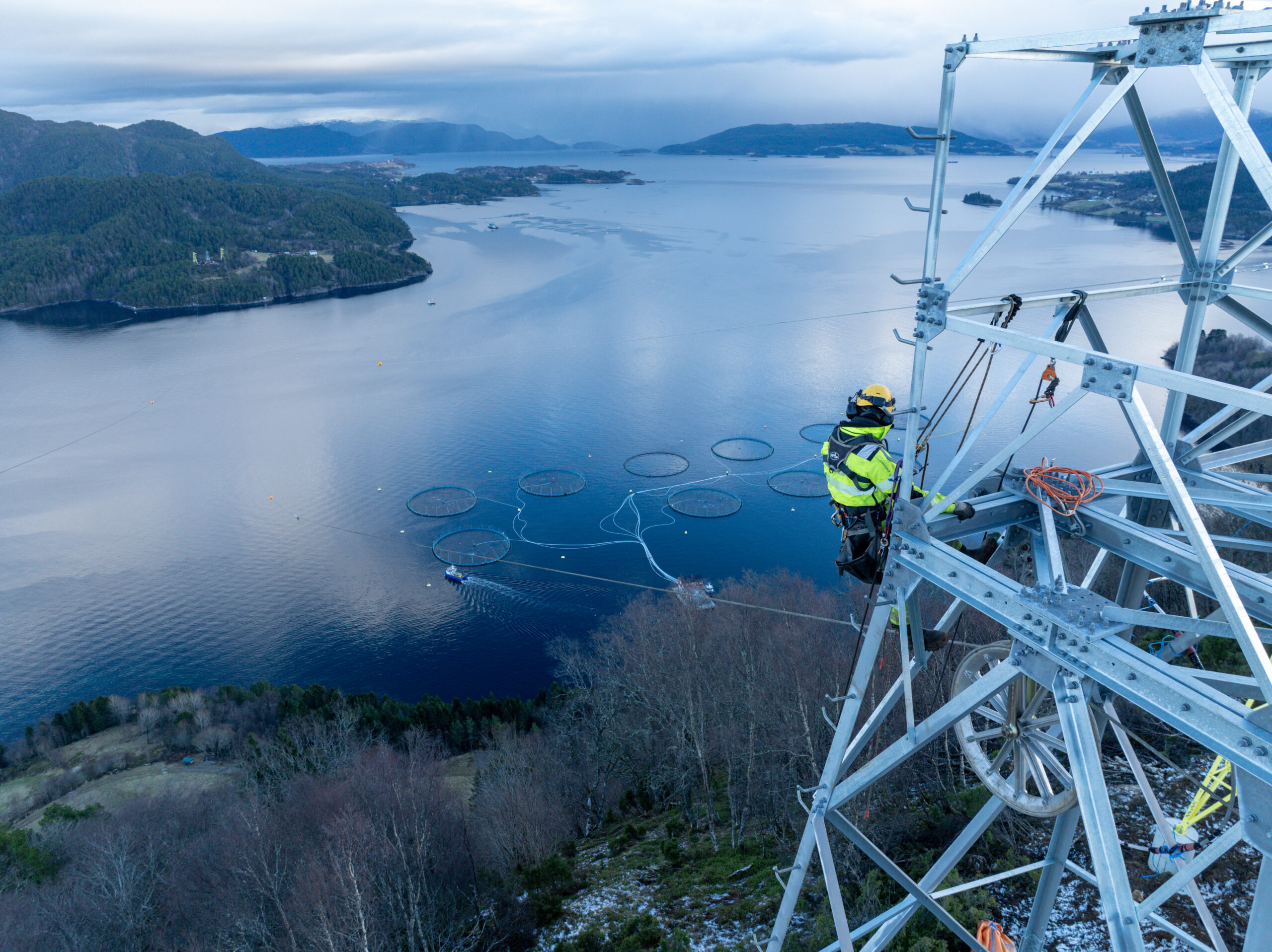 Hallingmast-Averoya-Dag4-OriginalStr-fotograf_andreas_winter-13 Hallingmast på oppdrag