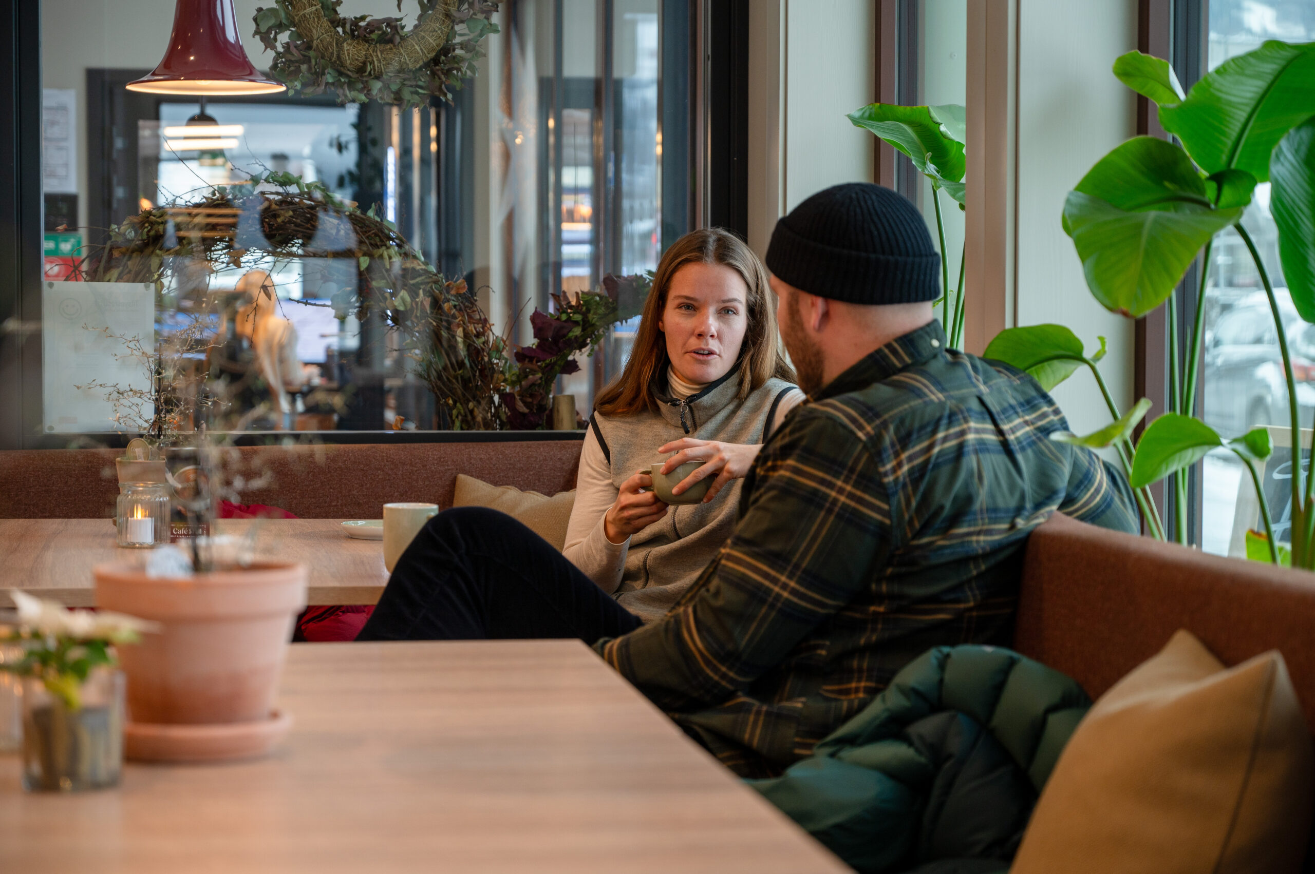 O&F – Gol Kommune-30 Hans Andre Hansen og Pernille Landrø på kafe.